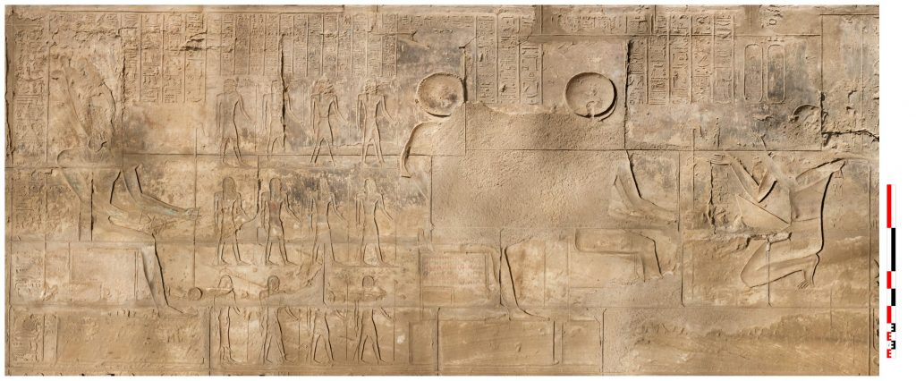 Figura 6. Escenas del muro oeste de la sala de las cuatro columnas del templo de Jonsu  (CNRS-CFEETK 197434).