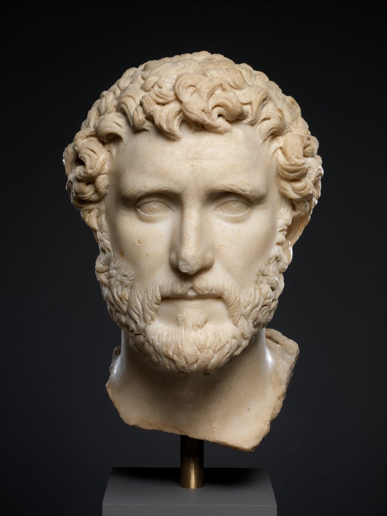 Retrato del emperador Antonino Pío